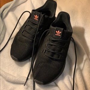 Adidas tennis shoes